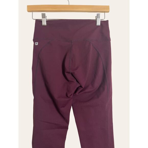Fabletics Burgandy Powerhold Leggings Size M - Picture 4 of 15